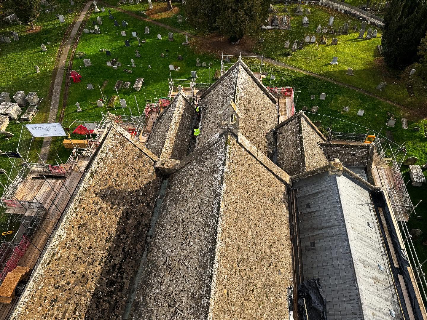 Progress onsite this week at a #church repair project in #gloucestershire. KODA are the inspecting architects for Grade II* #listed church and are renewing the #cotswoldstone roof as well as a series of repairs and forming an accessible WC. 
.
The very narrow internal gutters are being widened to allow access for maintenance and to cater for increased rainfall. 
.
#gradeiisted #listedbuilding #churchrepair #inspectingarchitect #conservationarchitectshereford #buildingconservation #architectsgloucester #architectscheltenham #churchesofinstagram #cotswoldstoneroofing #cotswoldstyle #cotswoldlife